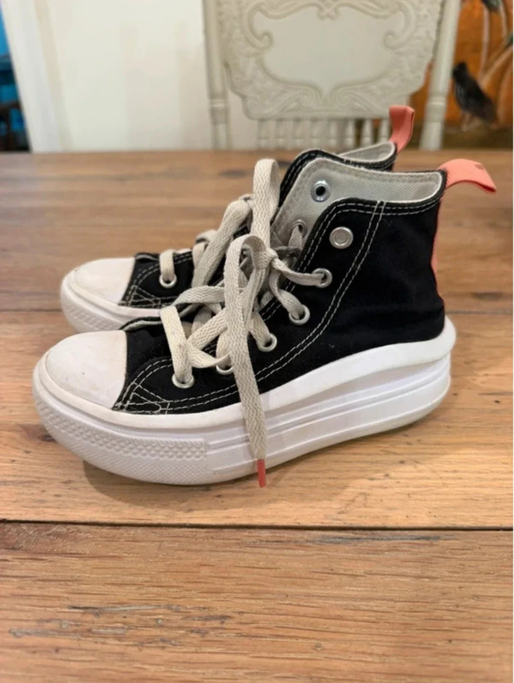 Converse Chuck Taylor Platform High Top Kids' Sneakers – Black/Pink (Size 11.5)